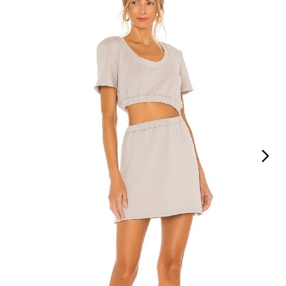 Lovers + Friends Dresses & Skirts - Lovers + Friends Sandstone Midriff Cutout Sweater Dress Size M NWT